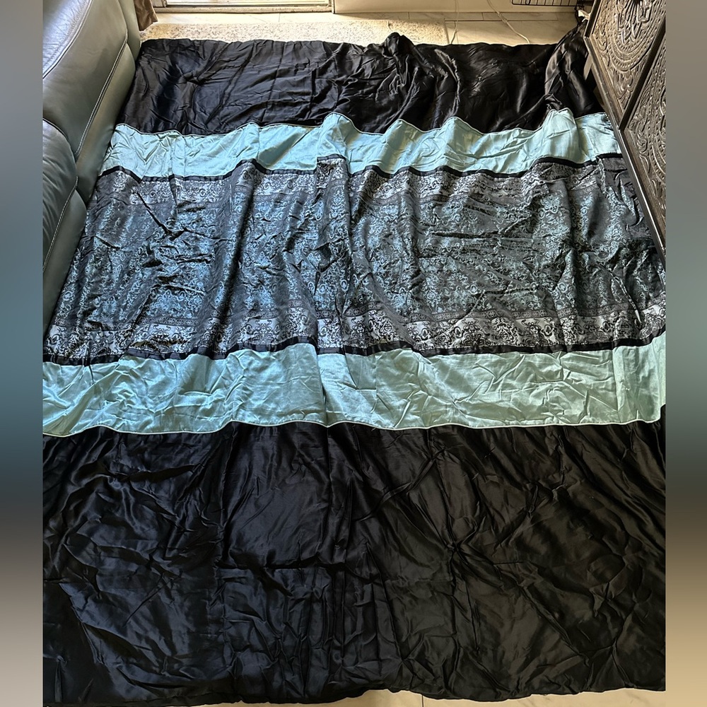 Bedding with Shams and Pillows